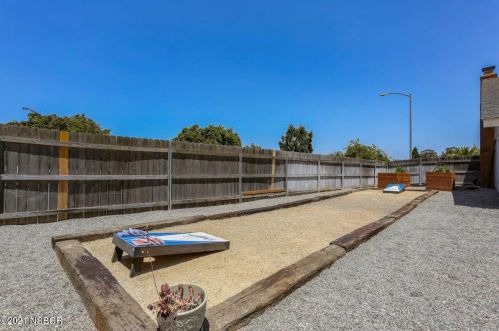 1368 Revere St, Santa Maria CA  93455-4467 exterior