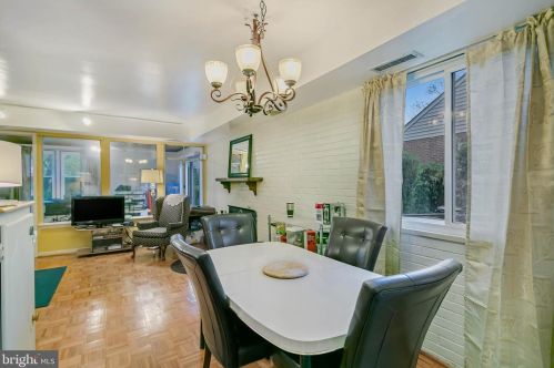 1113 Navahoe Dr, Silver Spring MD 20903-3338 exterior