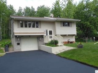 4501 Oakley St, Duluth, MN 55804-1229