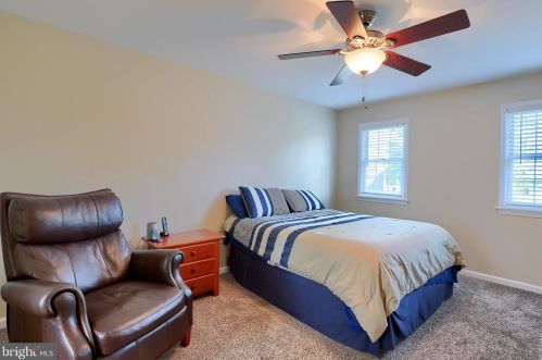 1809 Krystle Dr, Lancaster PA  17602-4143 exterior