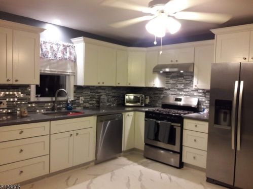 33 Salem Rd, Paterson, NJ 07502-1410