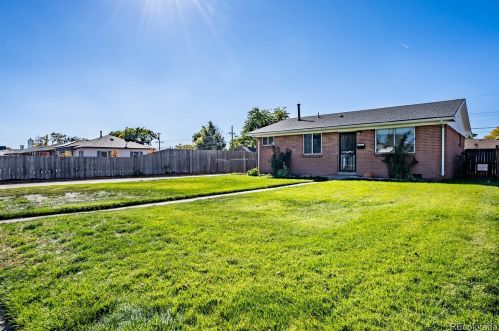 7071 Dexter St, Denver, CO 80022-1832