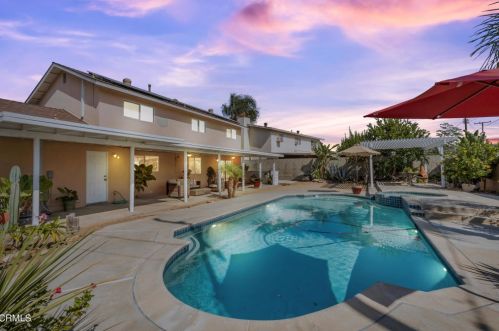 2810 Fitzgerald Rd, Simi Valley, CA 93065-5133
