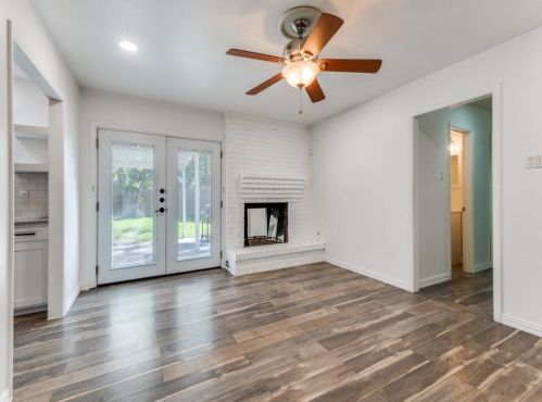 1739 Gross Rd, Dallas TX  75228-4320 exterior