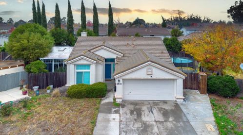 8900 Gables Mill Pl, Elk Grove, CA 95758-6312