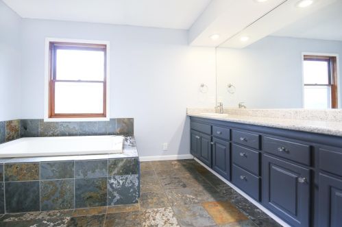 13438 Granada Ave, Saint Paul MN  55124-7618 exterior