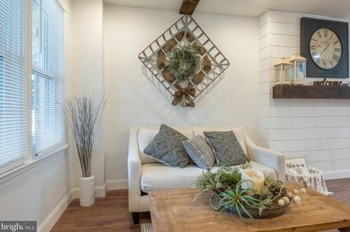 355 Ross St, Lancaster PA  17602-1941 exterior