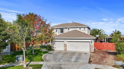 355 Urona Ct, Los Banos, CA 93635-6429