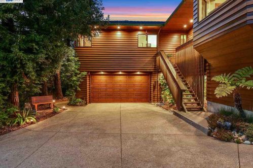 4429 Stein Way, Hayward, CA 94546-1042