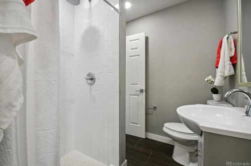 842 Grove St, Denver CO  80204-3223 exterior