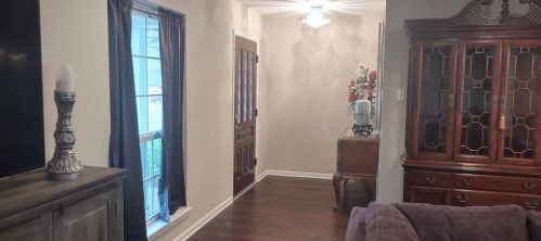 3613 Lynndale Pl, Fort Worth TX  76133-2148 exterior