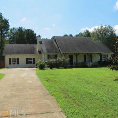 755 Barnetts Bridge Rd, Jackson, GA 30233-4366