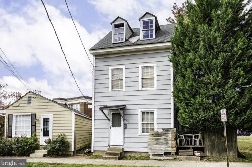 904 Liberty St, Fredericksburg, VA 22401-5730
