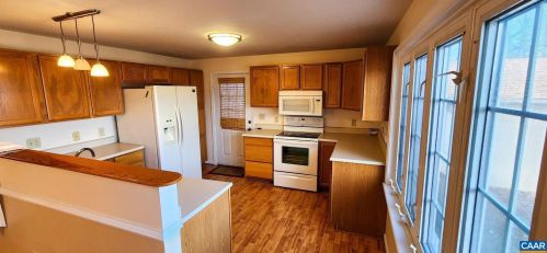 2105 Chestnut St, Staunton, VA 24401-3723