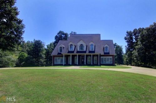 951 Gaithers Rd, Mansfield, GA 30055-3137