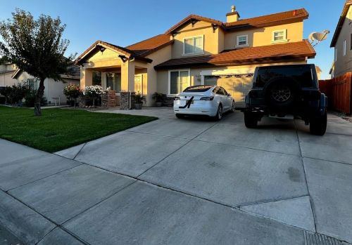 8193 Crichton Way, Elk Grove, CA 95758-8027