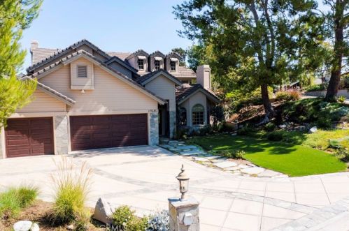 19681 Pine Canyon Rd, Santa Ana, CA 92705-1427