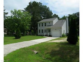 105 Maragret Ct, Yorktown, VA 23692-2275