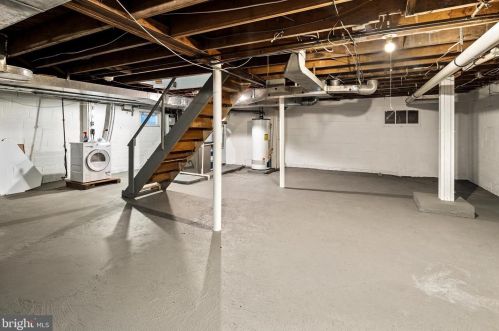 32 Snowden Ln, Princeton NJ 08540-3650 exterior