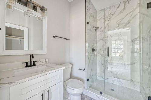 206 Cattle Drive Trl, Angleton TX 77515-9085 exterior