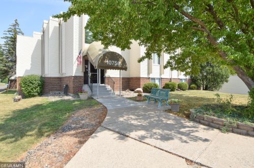 10750 Rockford Rd, Minneapolis, MN 55442-2873