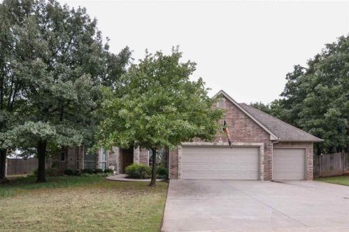 3919 Eagle Creek Ave, Stillwater, OK 74074-7672