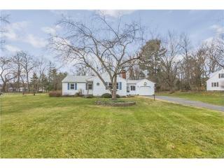 61 Pilgrim Dr, Windsor, CT 06095-1910