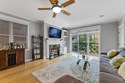 2043 Belmont Ave, Chicago, IL 60618-6795