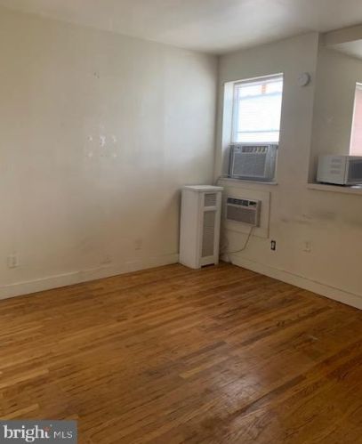 1432 12 St, Philadelphia PA 19147-4937 exterior