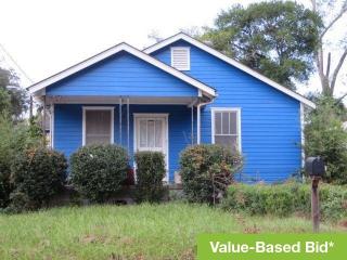 1902 Duval St, Savannah, GA 31404-1242