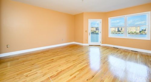 106 The Promenade, Edgewater NJ  07020-2103 exterior