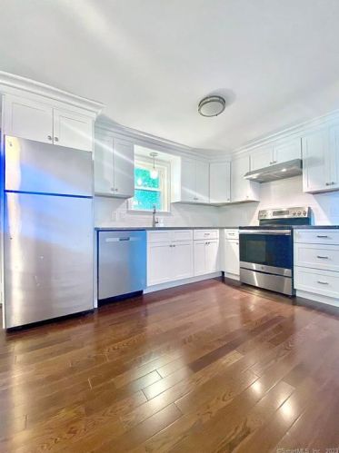 46 French St, Torrington, CT 06790-6213