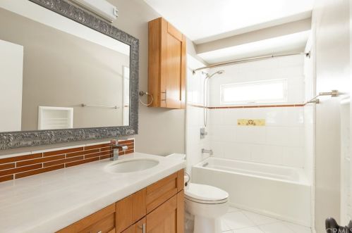 609 Kenmore St, Anaheim CA  92804-3209 exterior