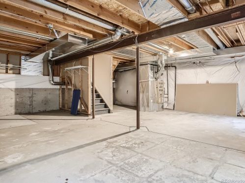 5224 Dearborn St, Denver CO 80011-6922 exterior