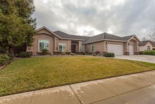 4575 Clark River Dr, Redding, CA 96002-5141