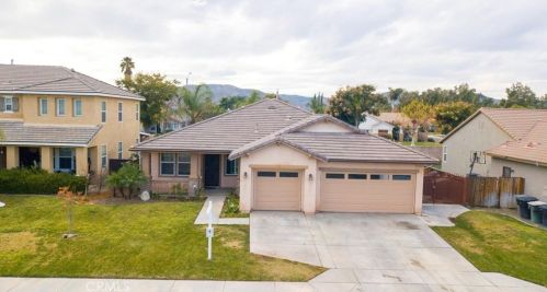 278 Holsteiner Cir, San Jacinto, CA 92582-3222