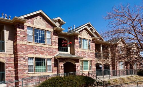 8940 Fox Dr, Denver CO 80260-8809 exterior