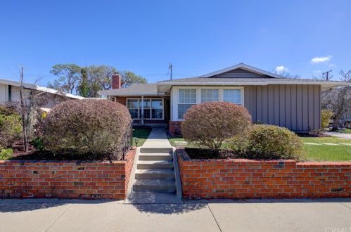 27108 Whitestone Rd, Palos Verdes Estates, CA 90275-2128
