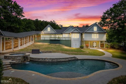 410 Holly Hills Ln, Mcdonough, GA 30252-5688