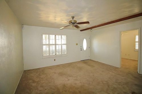 3206 Mccollum St, Irving TX  75061-4138 exterior