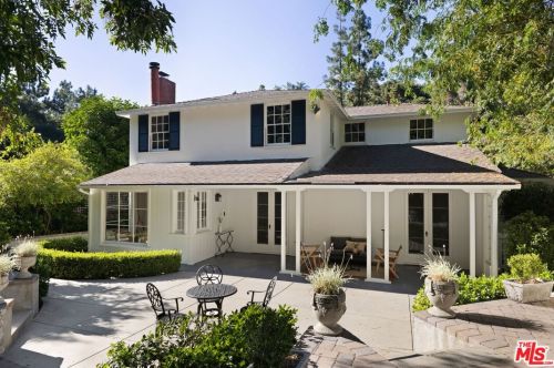 2480 Chevy Chase Dr, Glendale CA  91206-1845 exterior