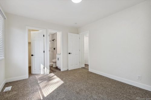 5501 Chandler Ct, Denver CO  80239-4934 exterior