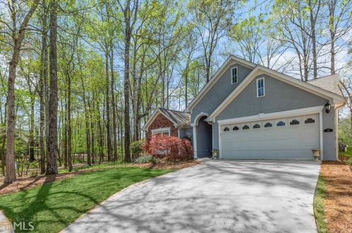 32 Arbor Way, Newnan, GA 30265-3385