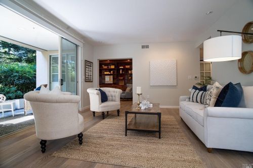 200 Deer Valley Rd, San Rafael, CA 94903-5516