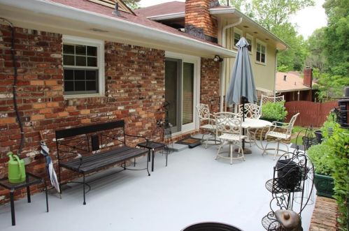 2975 Meadow Lark Dr, Atlanta GA  30344-4033 exterior