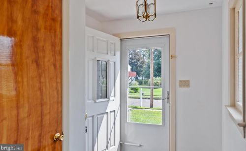 481 Trinity Ave, Trenton NJ  08619-2347 exterior