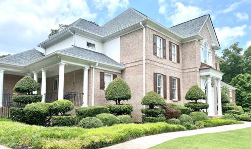1263 Kylemore Ln, Lithonia, GA 30078-5656