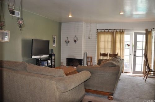 2034 Willow Ave, Anaheim, CA 92804-2559