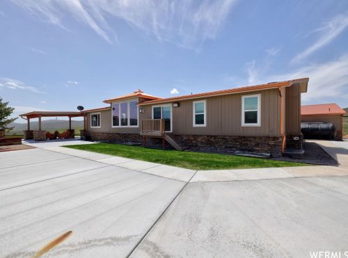 29731 Old Lincoln Hwy, Hoytsville UT 84017-9621 exterior