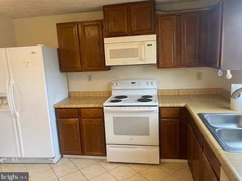 1409 Silo Way, Silver Spring MD 20905-6069 exterior